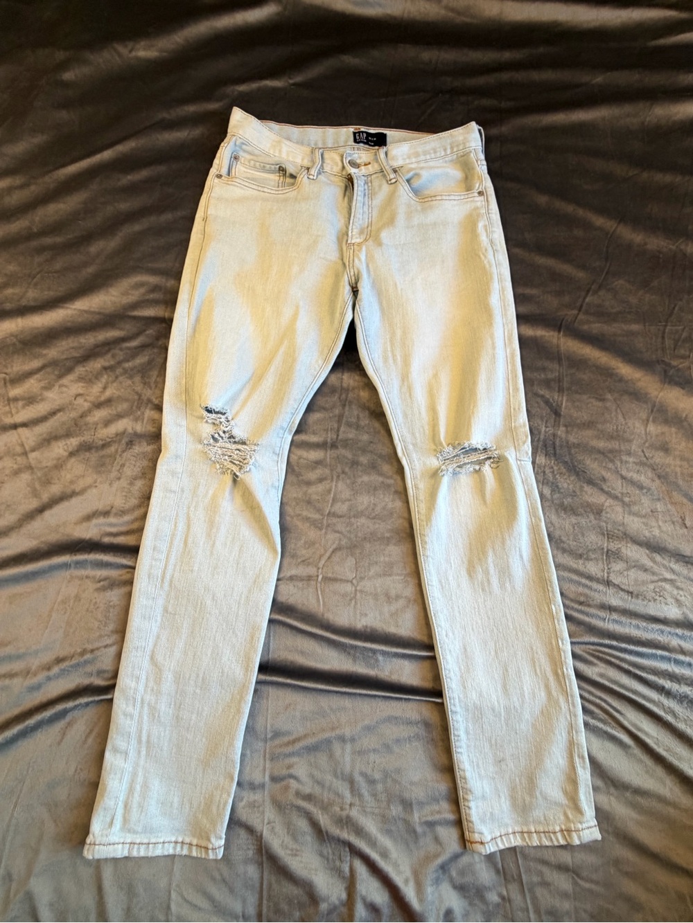 GAP Women's Light Blue Skinny Ripped Jeans 30x30